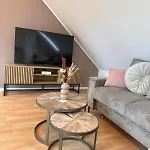 Hygge Homes - 'urban Nest' - Schlossnaehe Trifft Design * Celle
