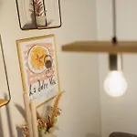 Hygge Homes - 'urban Nest' - Schlossnaehe Trifft Design Apartamento