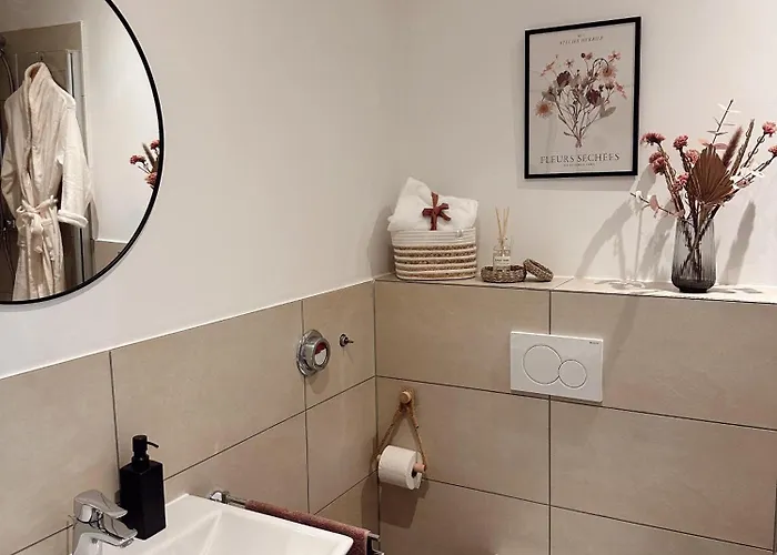 Hygge Homes - 'urban Nest' - Schlossnaehe Trifft Design